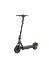 Xiaomi Electric Scooter 5 avec design élégant et pneus tubeless de 10 pouces.