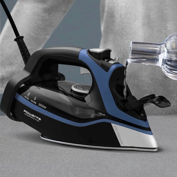 Fer à repasser Rowenta Steamforce DW9411D1 noir et bleu