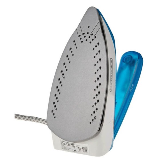 Fer à repasser pliable Black & Decker facile à transporter