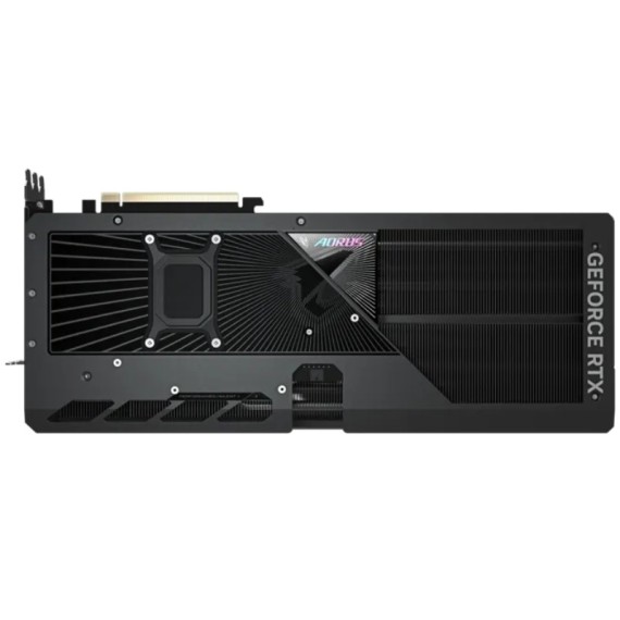 GIGABYTE AORUS RTX 5080 système de refroidissement avancé