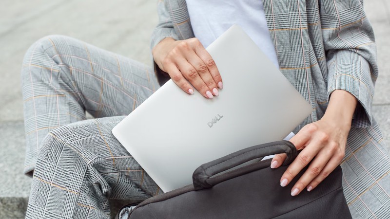 Pc Portable Dell Pro 14 Ultra 7 16Go DDR5 512Go SSD Gris élégant et performant